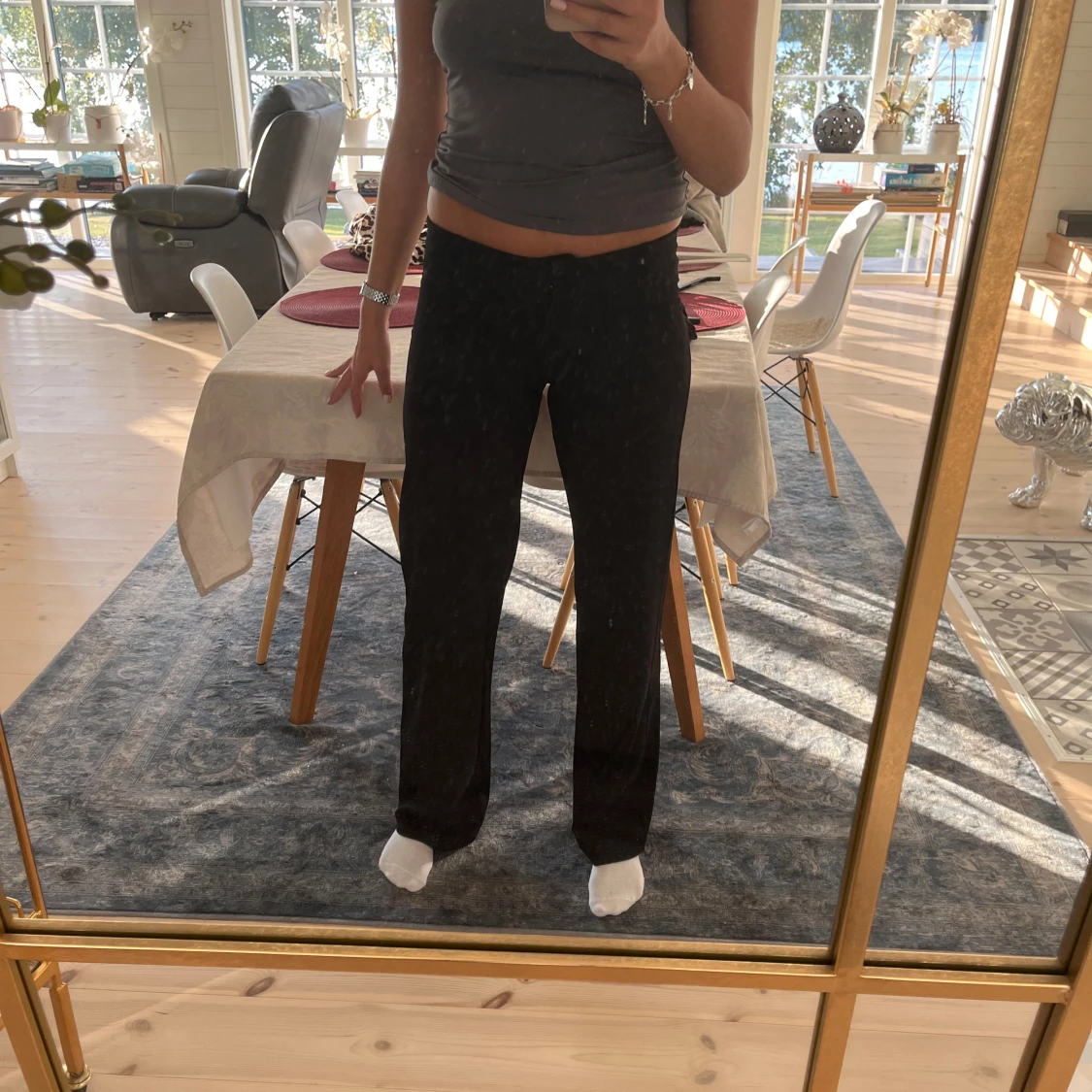 Nelly lågmidjade kostymbyxor 