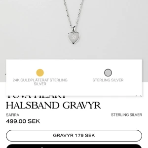 Halsband från safira  - Silver hjärt halsband med ett L ingraverat. Lite slitet som du kan se på bild 2, kommer i original förpackningen. Nypris 678kr🩷.