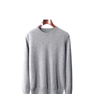 Merinoull tröja - Säljer denna fina merinoull sweatshirt tröjan från garde grish med nypris på 850 men säljer den nu för 650.säljer den pågrund av att den inte riktigt passade mig som jag ville. Hör av vid frågor om pris eller annat 