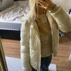 Puffjacka - 💓💓💓💓💓 Krämvit