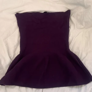 Peblum topp - Lila peblum topp från zara💜