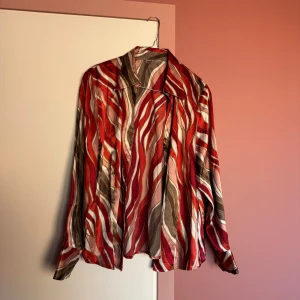 Färglagd skjorta - Jättefin randig skjorta som jag verkligen älskar 🥰