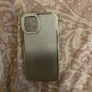 iPhone 11 PRO skal  - Helt nytt!  Beställde fel  Pris är diskuterbart 