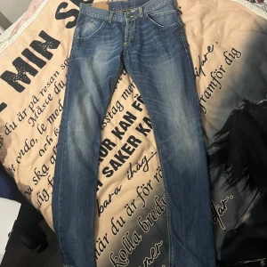Dondup jeans - Riktigt feta dondup jeans säljer för ja vill inte ha dem