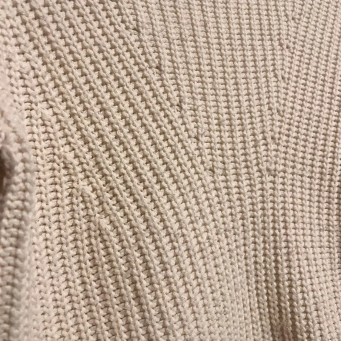 Vit stickad tröja  - 92