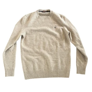  Morris tröja  - Riktigt snygg Morris tröja, pris 425 (ny pris runt 1600), storlek M