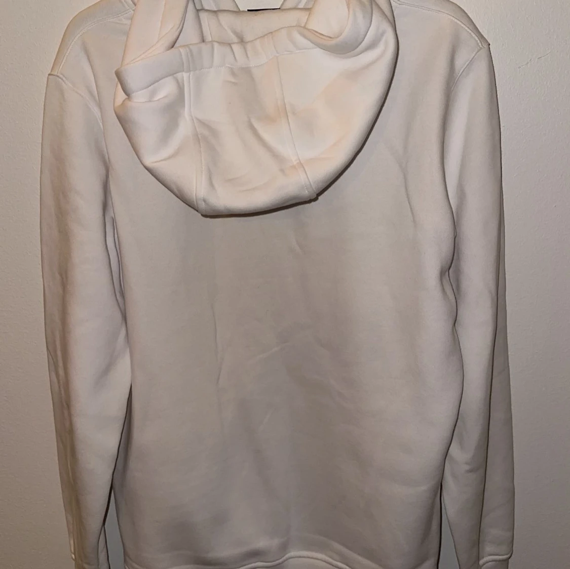 Vit hoodie med 2Pac-tryck - 1