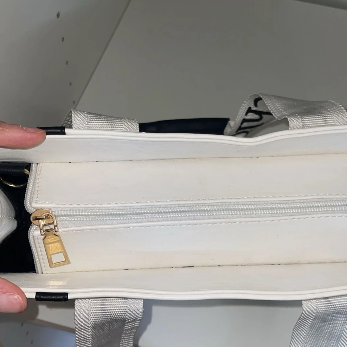Vit handväska  - 3