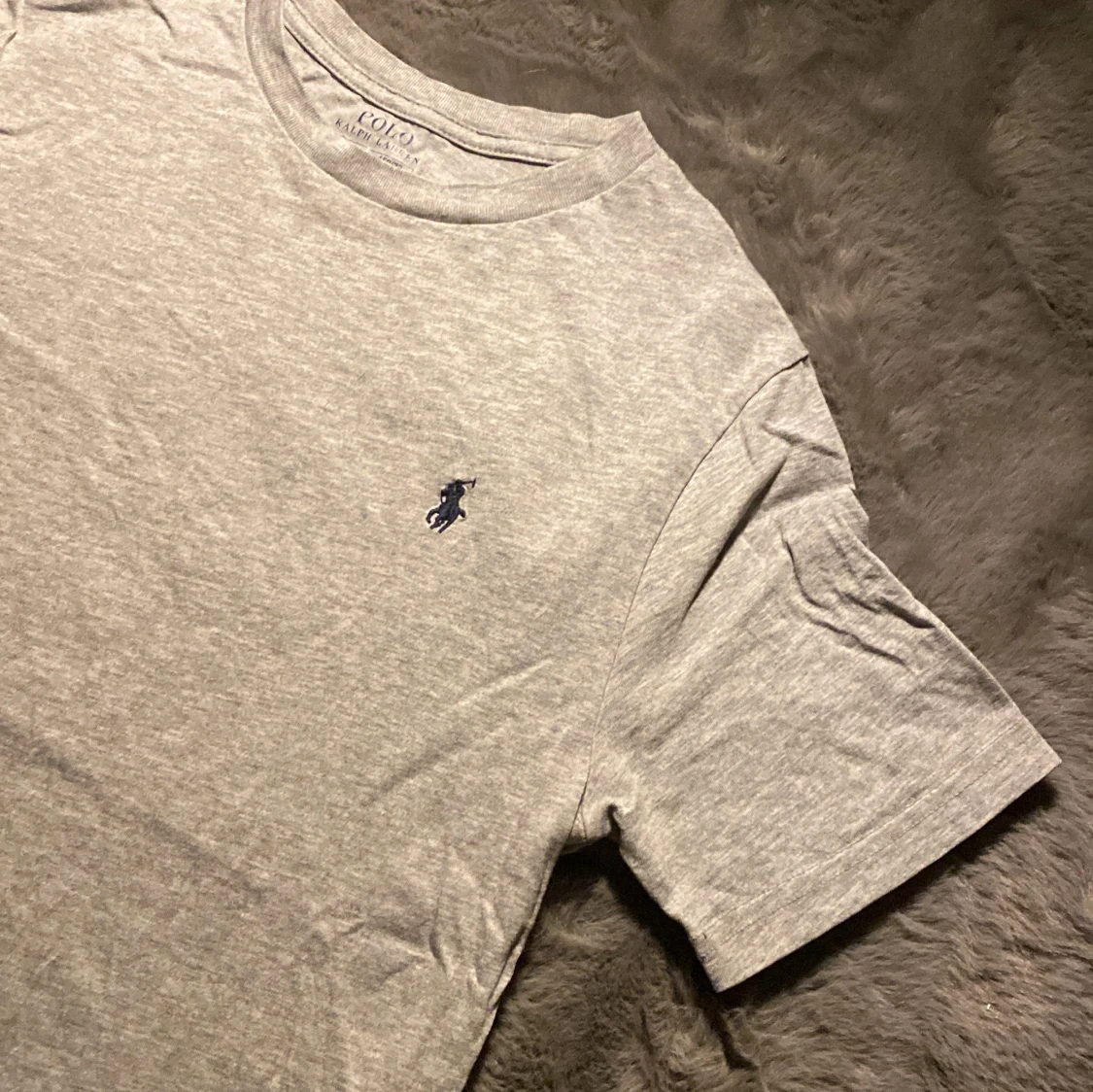 Grå t-shirt från Ralph Lauren - 90