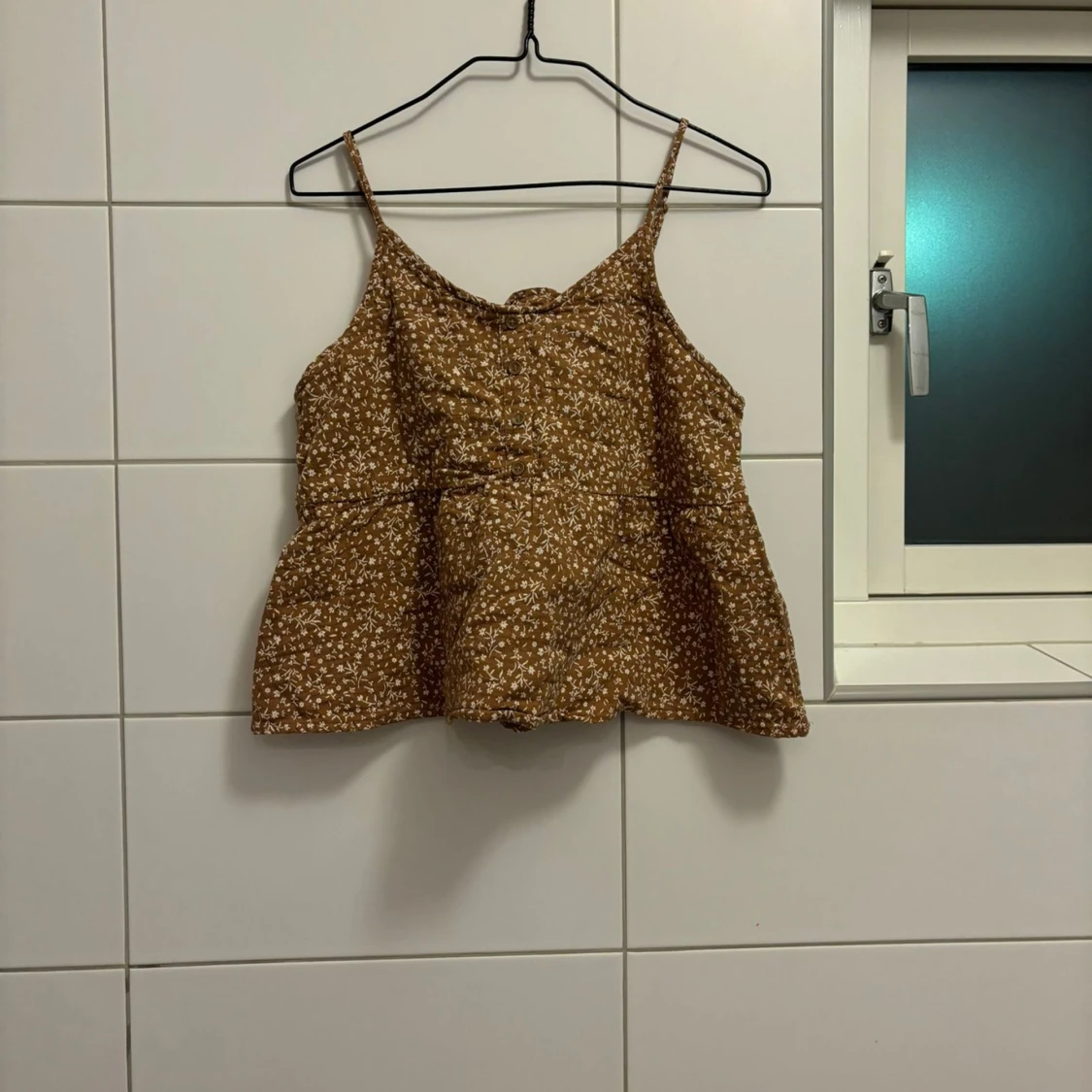 Brun blommig linnetopp från H&M🤎 - 93