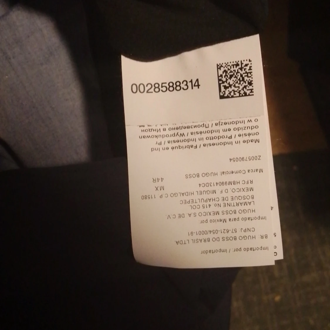 Hugo Boss jacka  - 93