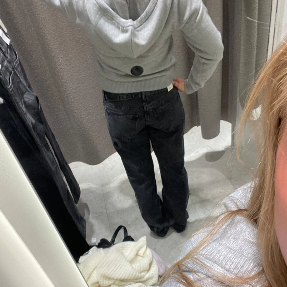 Svarta jeansbyxor - 90