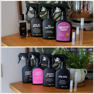 Parfymer och body sprays från Lush - Säljer lite lush splittar ☺️ Body sprays: 2ml - 20kr 5ml - 40kr 10ml - 70kr 18kr frakt  OBS: köp sker genom dm 