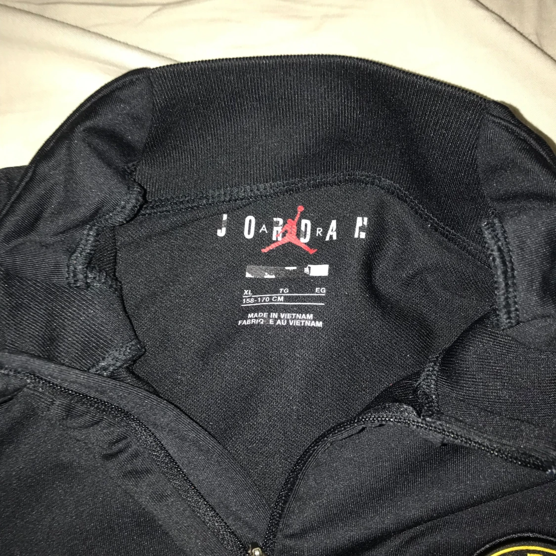 Svart långärmad tröja från Jordan x PSG - 90