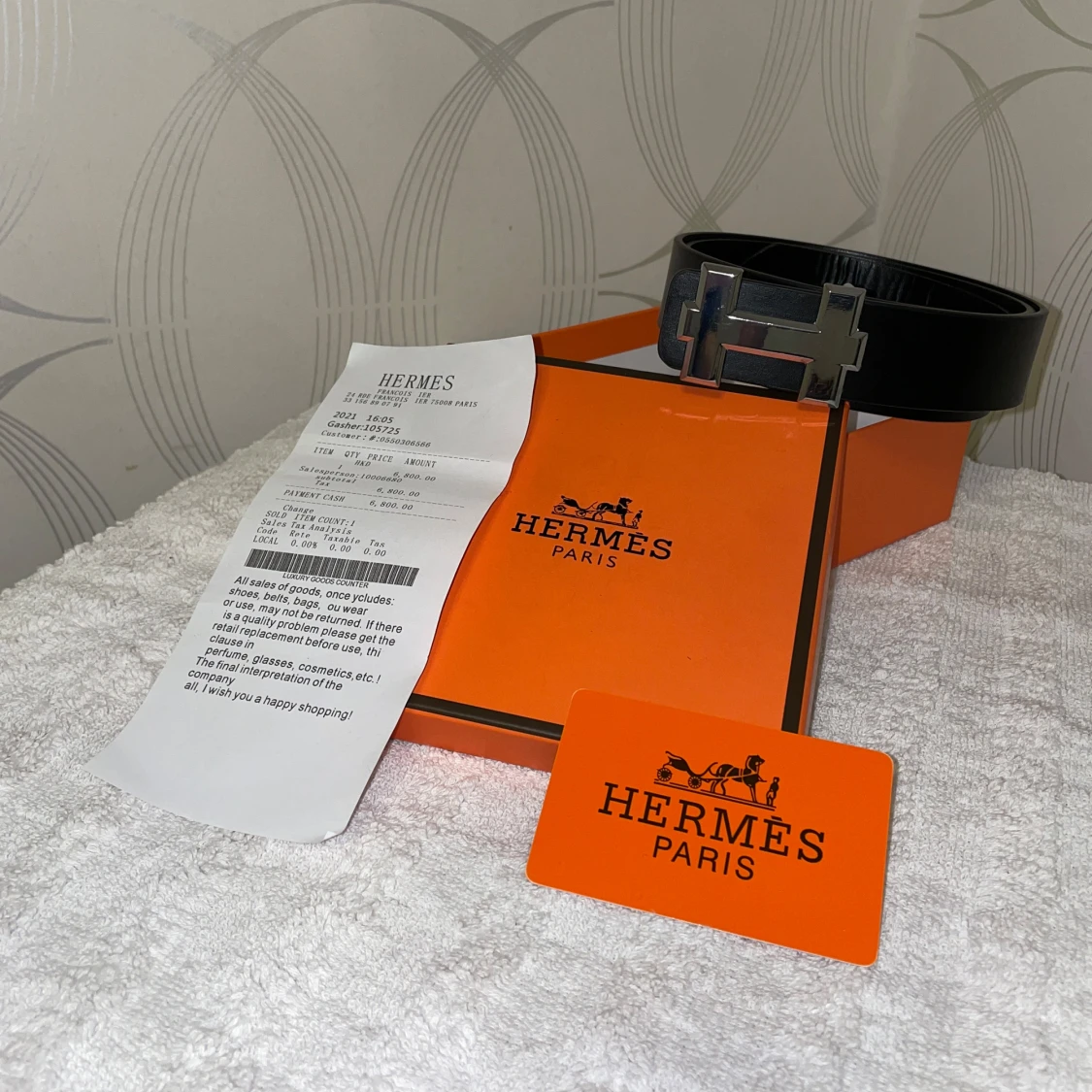 Svart H-spänne bälte