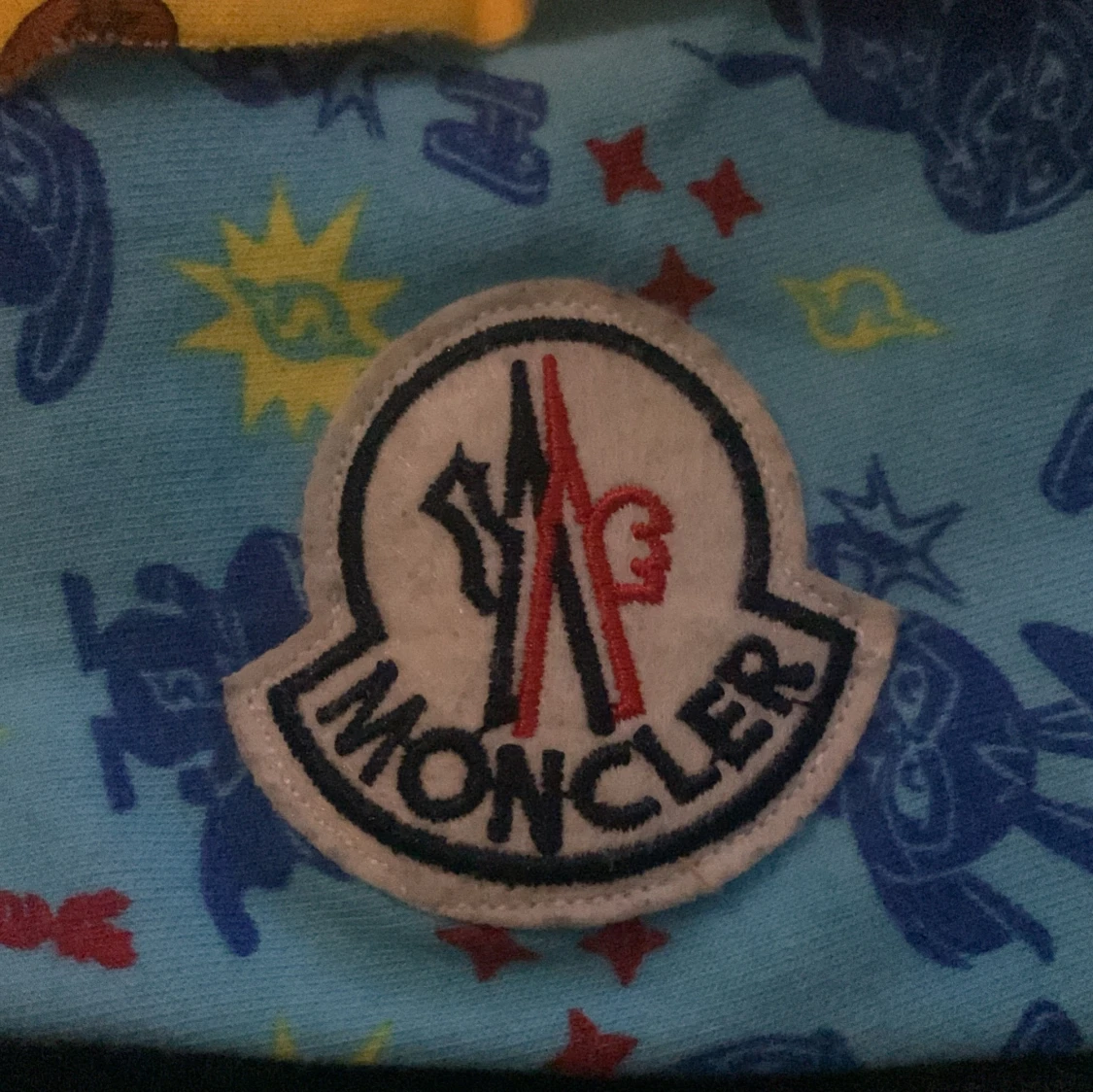 Moncler mössa custom - 90