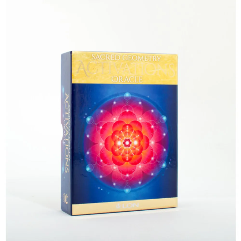 Fine-tune your awareness with sacred geometry and enter the realm of multidimensionality. Plato referred to sacred geometry as the language of the soul. For thousands of years, sacred geometry has been a part of every culture. It is the bond that connects us all to the cosmos; it is the true design of our soul. Sacred geometry is the blueprint of creation at the core of all form even at the core of you. Quantum artist LON has created 44 Activations that encourage your analytical mind to step aside so you can enter the domain of the subconscious and the soul, and connect to the quantum field the space of infinite potential. Working with these cards on a daily basis will help you to think outside the box, create a deeper sense of peace in your life, and become a powerful conscious creator. 44 full col cards & 160-page guidebook.. Böcker.