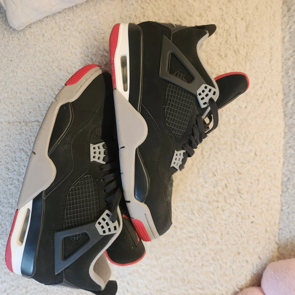 AJ4 Bred - EU 45