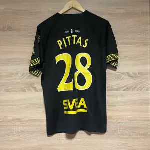 AIK replika med Pittas i L  Finns även i XL