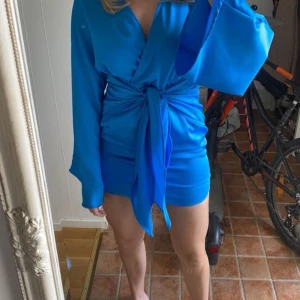 Klänning - Använder inte längre