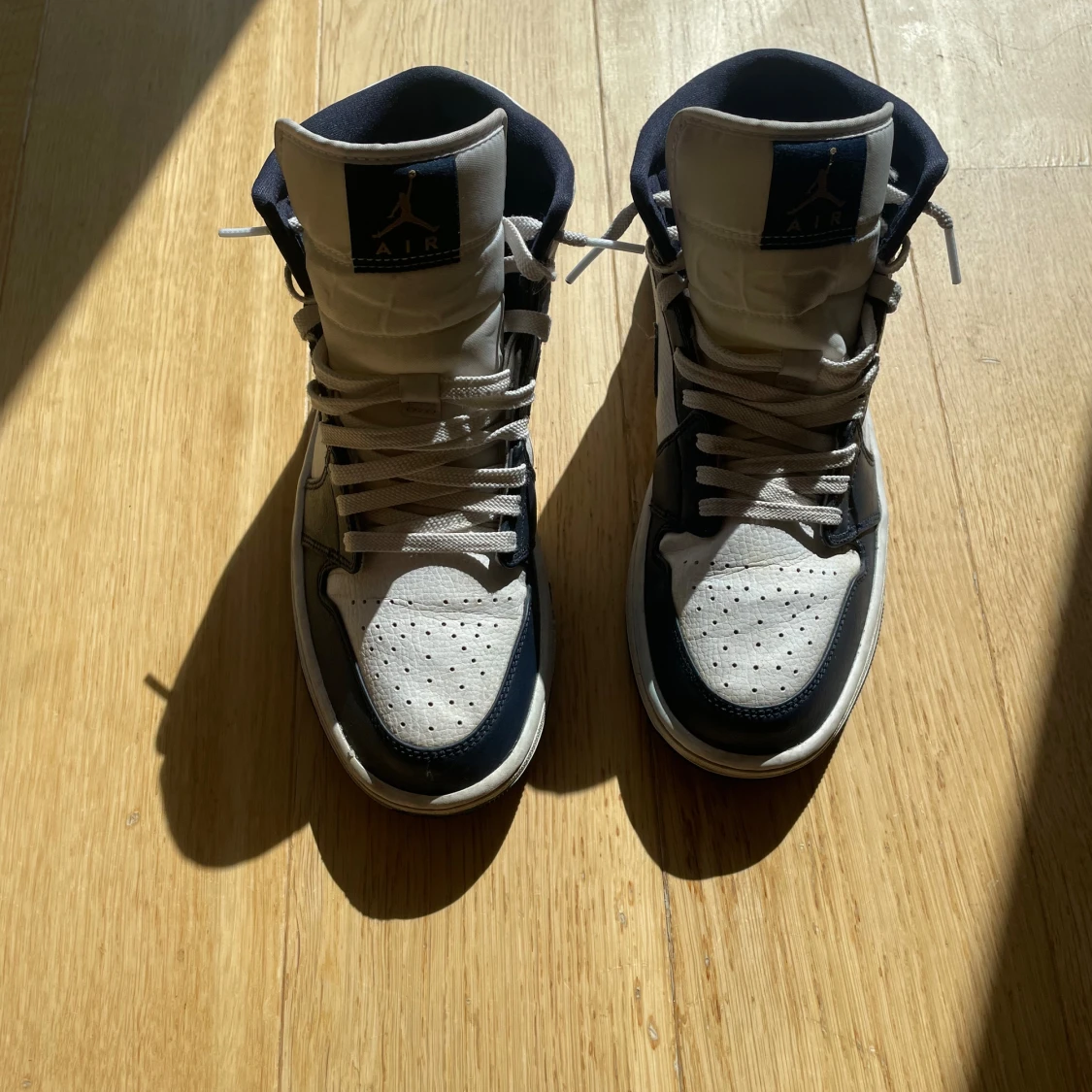 Jordan mid obsidian  - 90