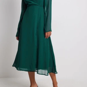 NA-KD klänning  - Superfin klänning från NA-KD Helt ny aldrig använd 