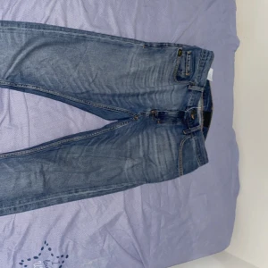 Tiger of Sweden  - Hej jag säljer min tiger of Sweden jeans för att de är små för mig storlek 29/32
