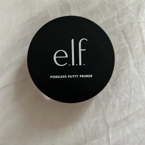 Elf poreless putty primer - Säljer en primer från elf. Testad 1 gång. Nypris 129kr