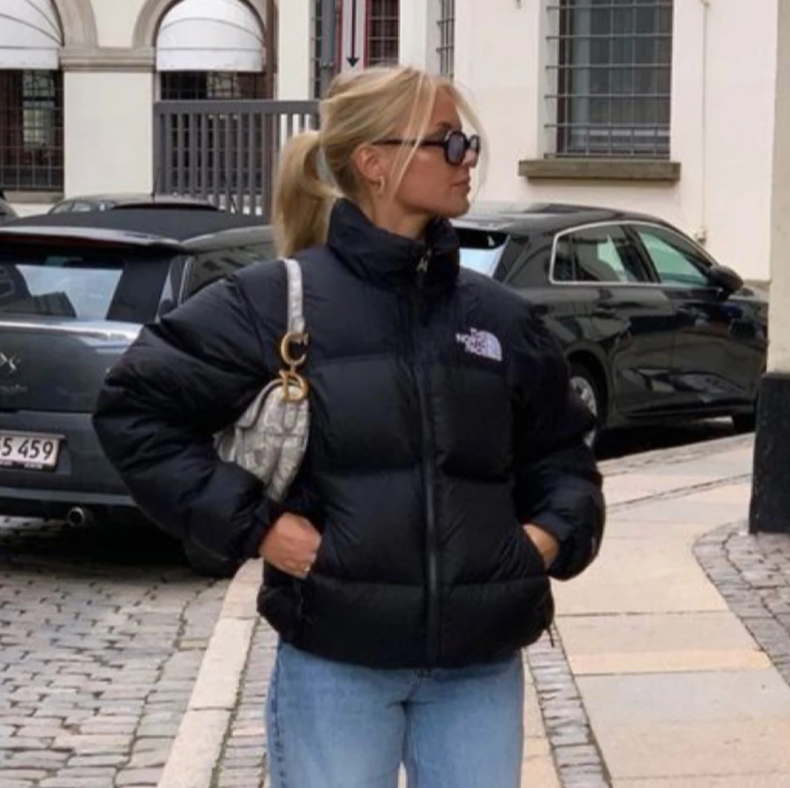 Svart dunjacka från The North Face - 90