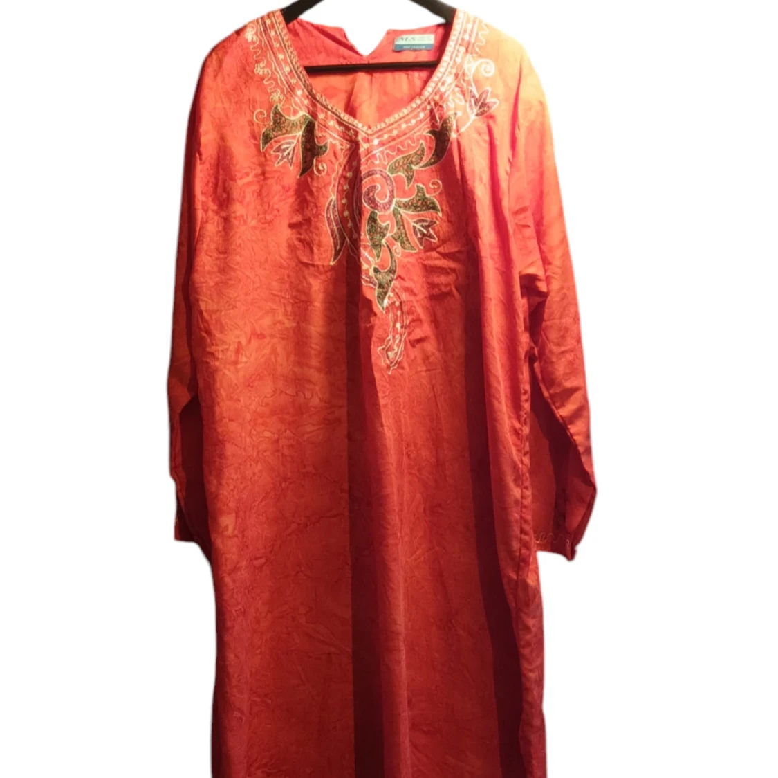 Klänning med broderi från MSZ