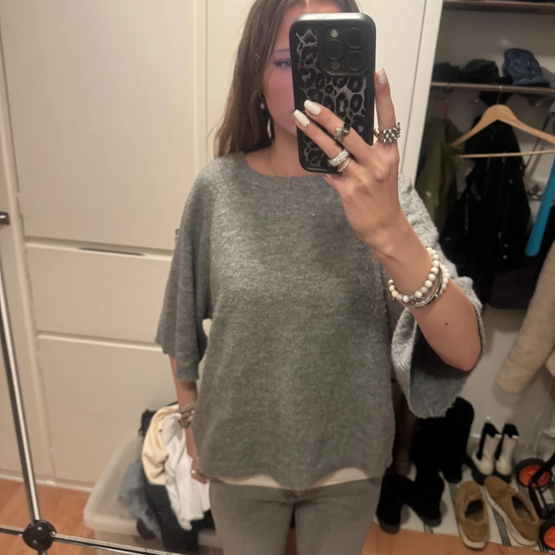 Grå tröja från 157 - 90