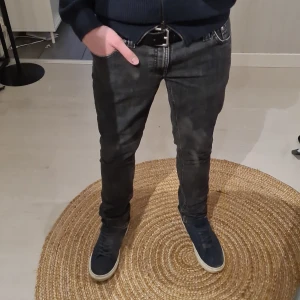 Nudie Jeans W32 L32 - 9/10 skick Modell: Tight long john