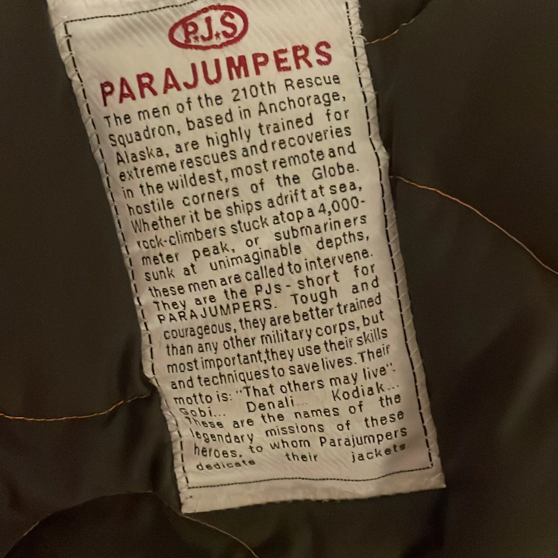 Svart vinterjacka från Parajumpers   - 2