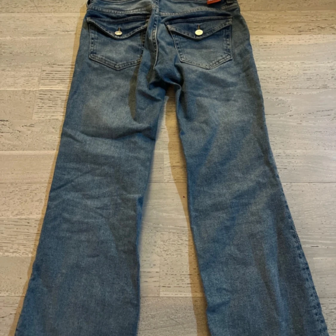 Blå jeans från Divided - 1