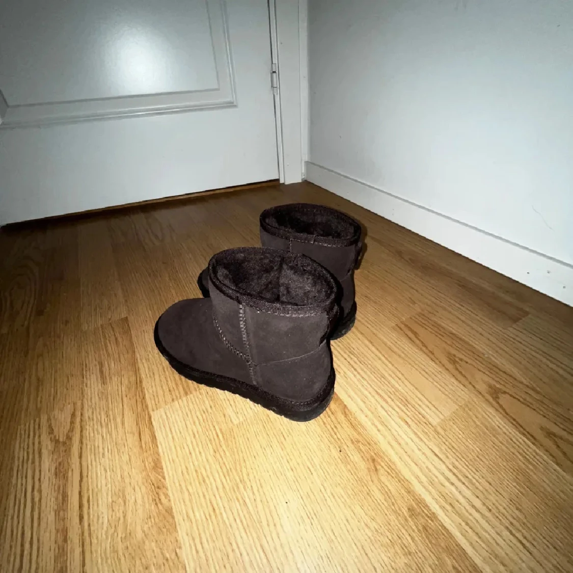 Bruna ”uggs” - 2