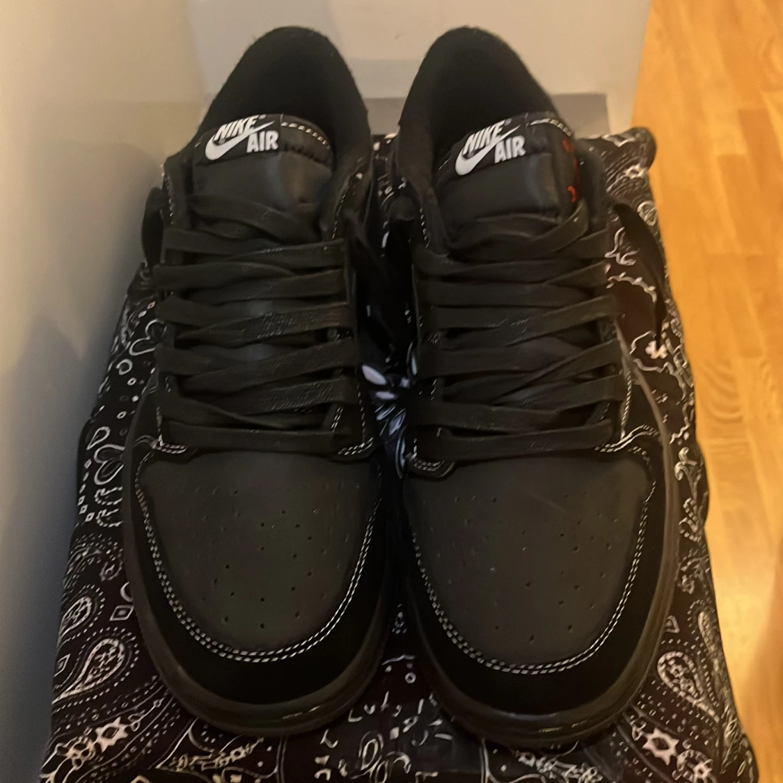 Svarta Nike Air Jordans