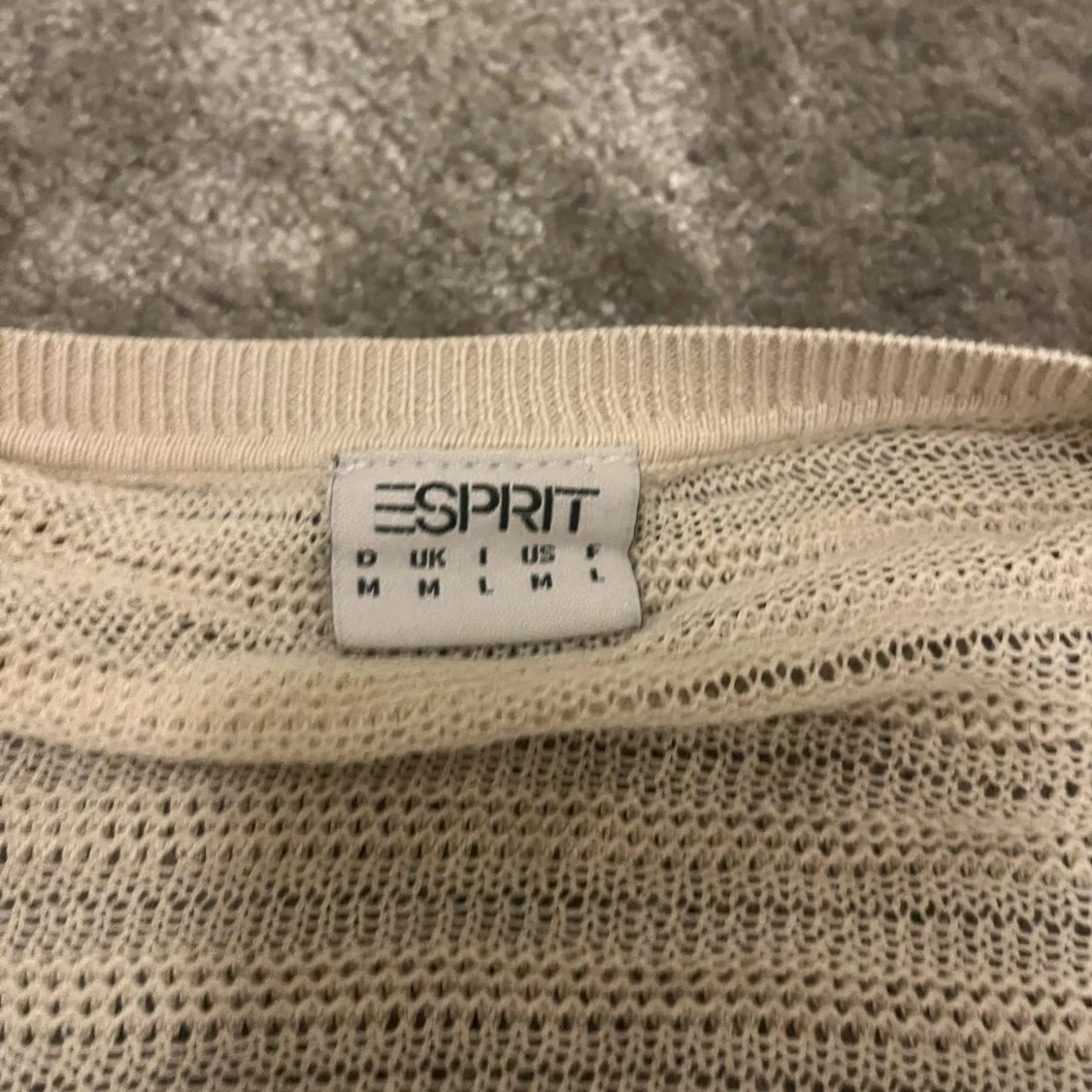 Beige kofta från Esprit - 91