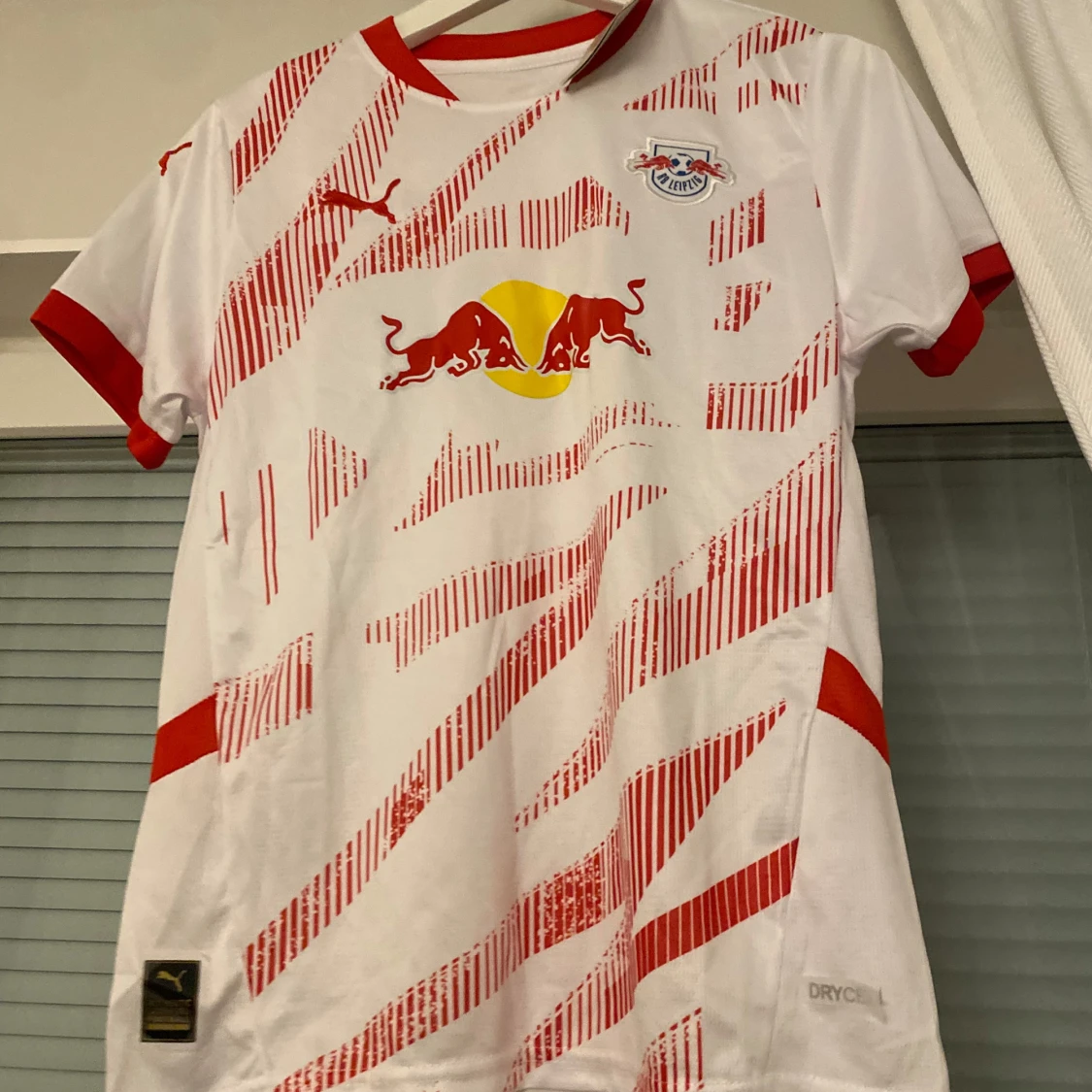RB Leipzig fotbollströja från Puma