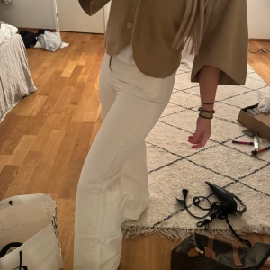 Vita raka jeans - Vita raka jeans från lager 157 i storlek s
