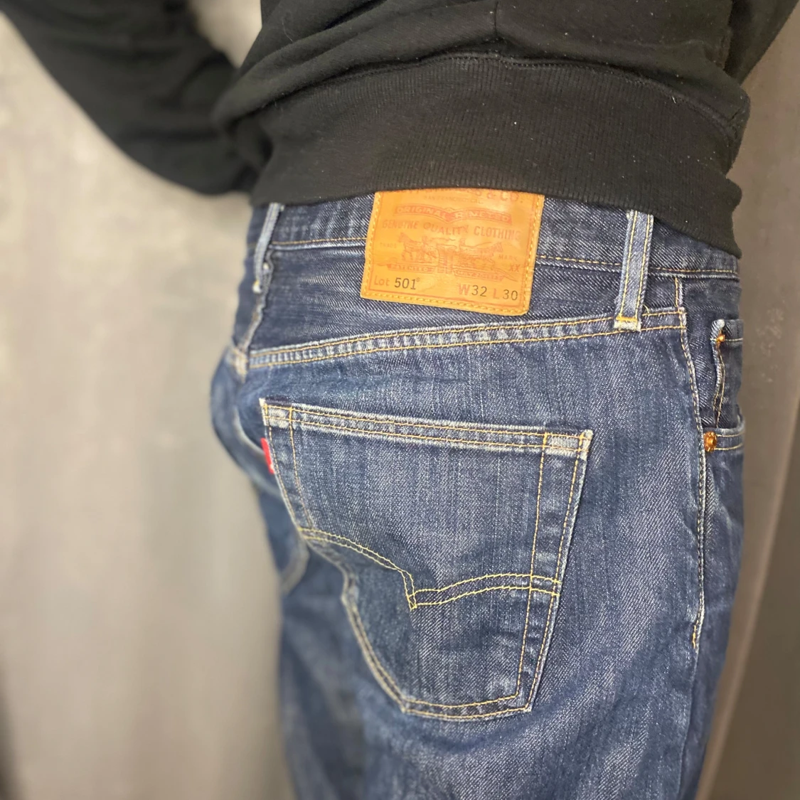 Blå Levis 501 jeans - 90