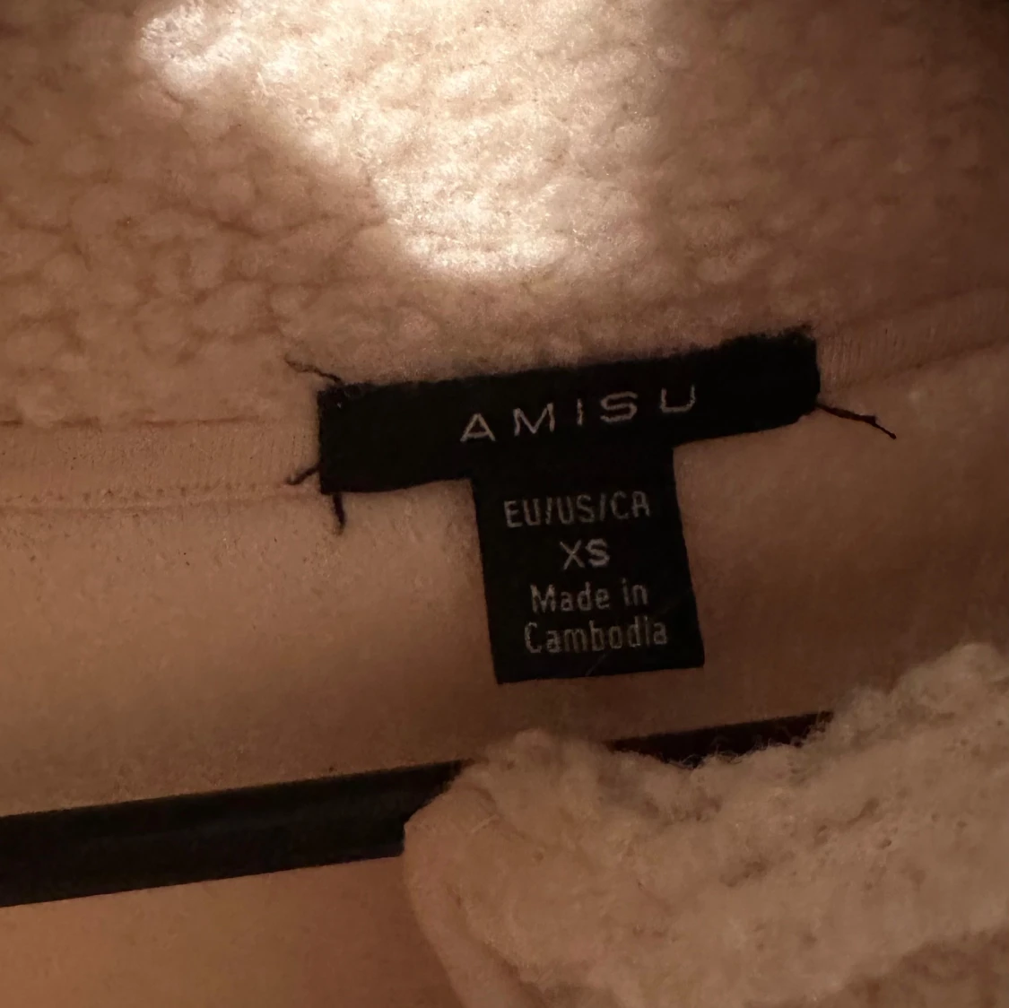 Beige teddyjacka från new yorker  - 90