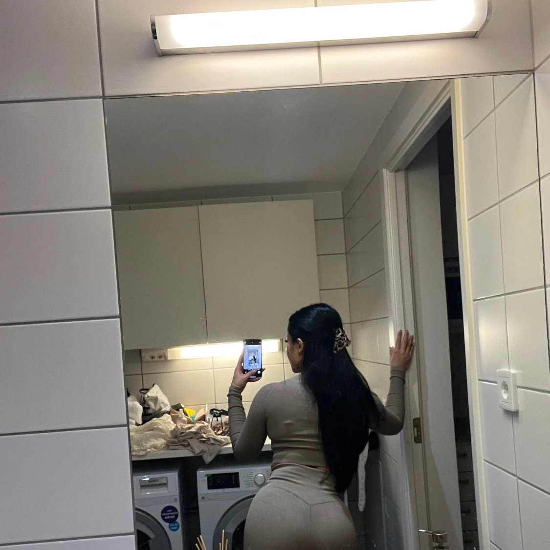 Beige ribbad set med långärmad topp och leggings - 90