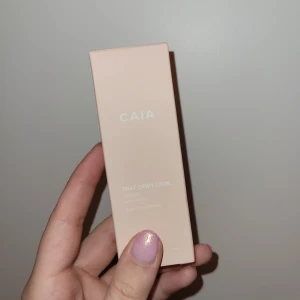 Caia that Dewy look serum - Säljer caias that dewy look Serum helt oöppnad med försegligen kvar. 