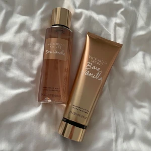 Bare vanilla lotion!!🍨🍨 - Bare vanilla lotion som luktar så sjuuukt gott!! Helt oöppnad och säljs inte i Sverige längre, finns kvar kvitto också🤍🤍✨Orginalpris 280