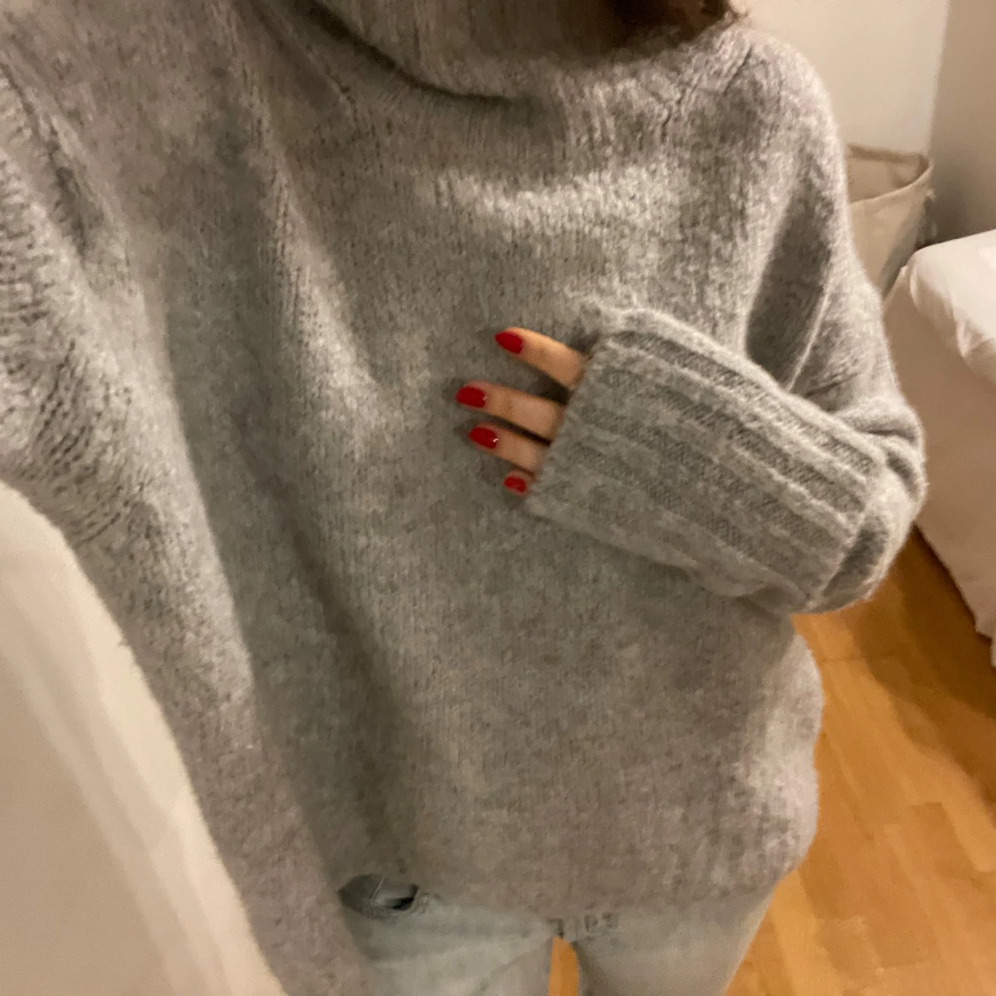 Grå stickad polotröja - 90