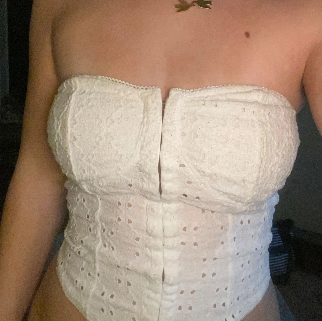 Vit broderad korsett - 90