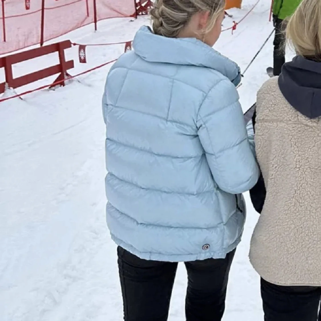 Ljusblå dunjacka - 91