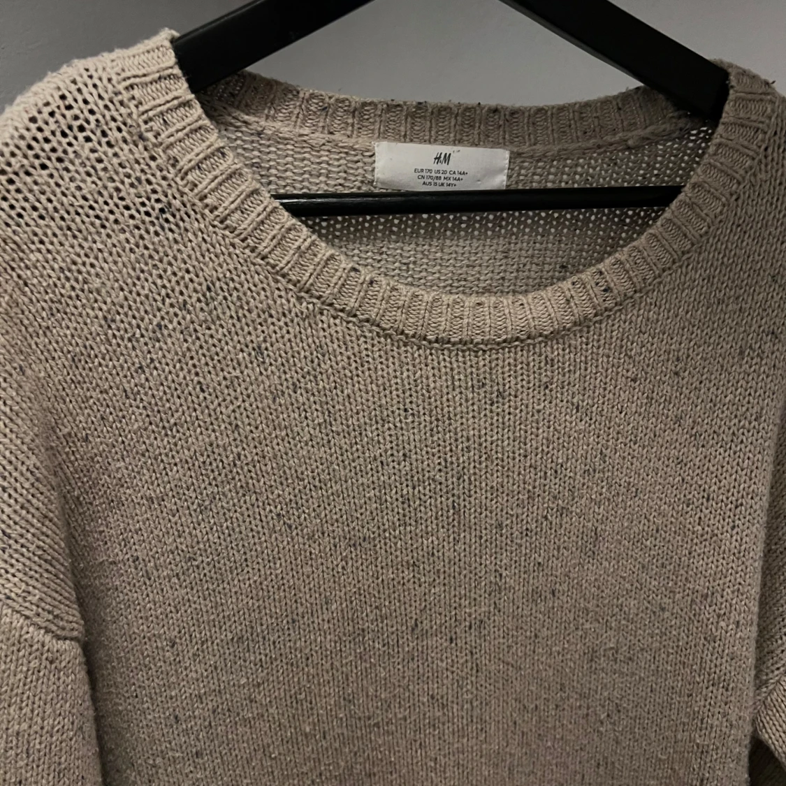 Beige stickad tröja - 90