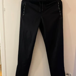 Hugo Boss byxa - Bra skick