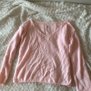 Rosa stickad tröja - Jättefin tröja!! Näst in till oanvänd 